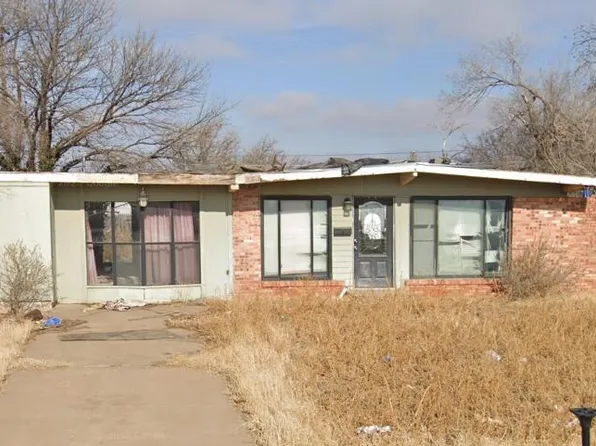 1921 Parkway Dr, Lubbock, TX 79403