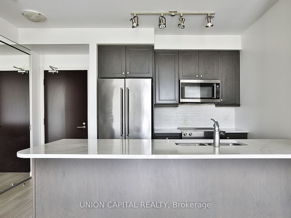 1st image of 825 Church St #310