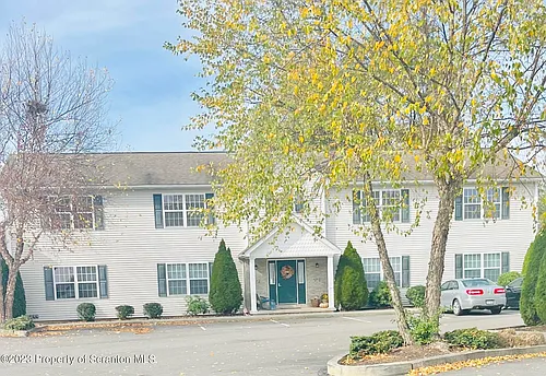 652 Marion Ln Photo 1