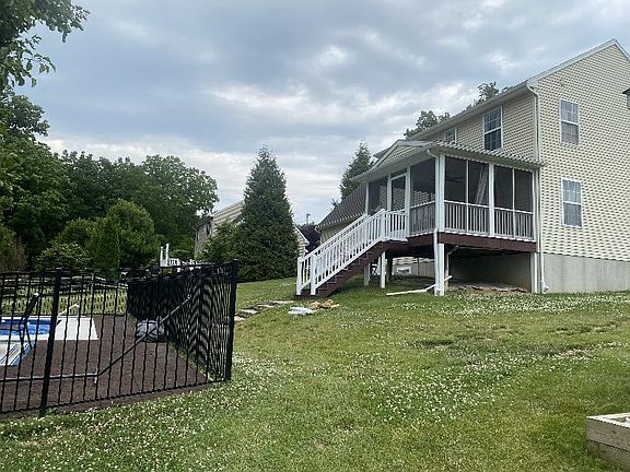 2nd image of 5785 Burkey Rd