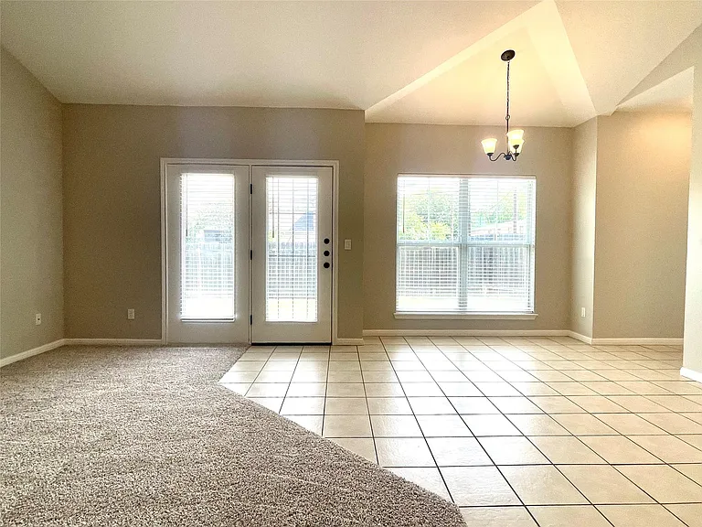 1207 W North Loop Blvd #A — Photo 18