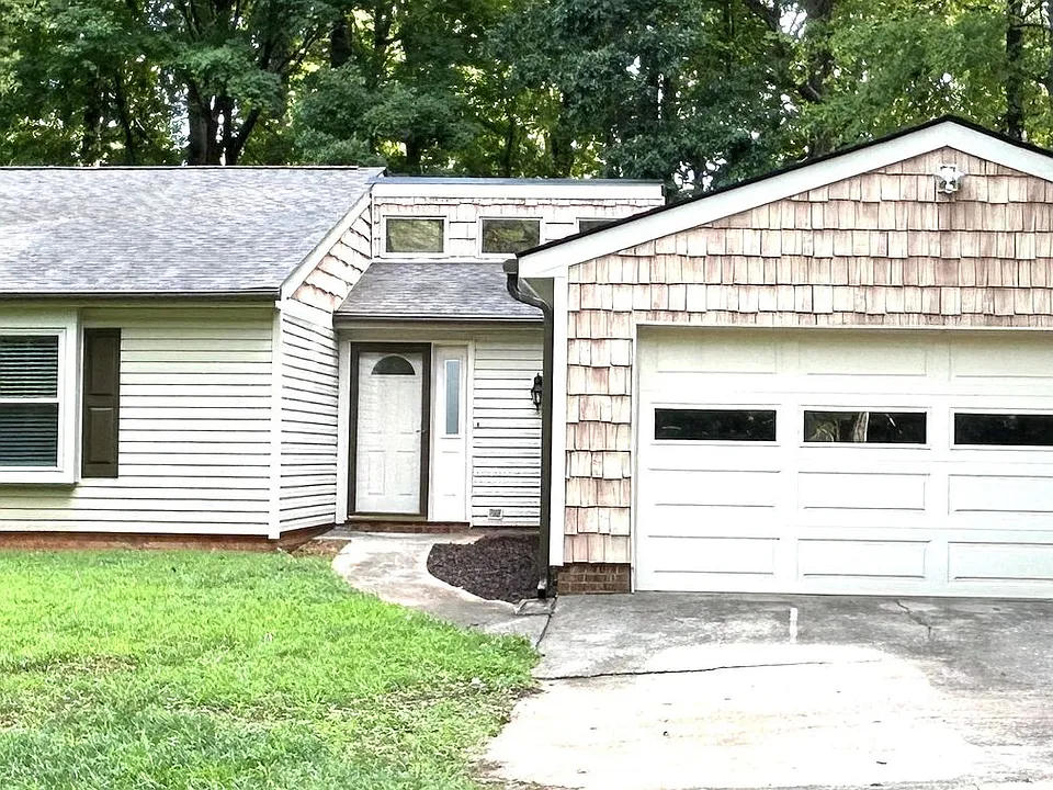 1725 Van Dyke Dr