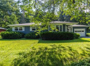 1482 Middle Rd, Rush, NY 14543