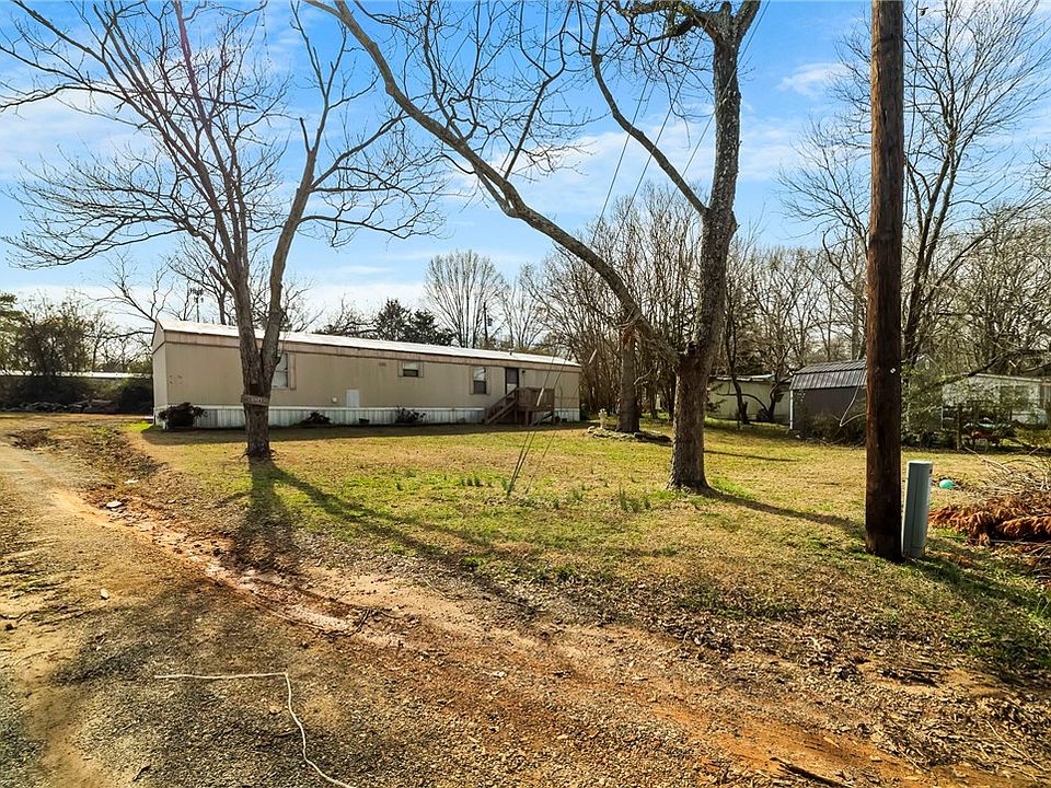 1st image of 106B Brentwood Cir