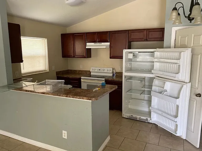613 Cassine Dr — Photo 15