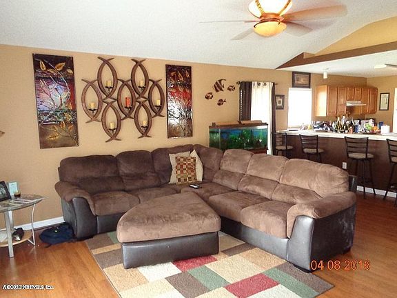 3rd image of 8015 Tuxford Ln