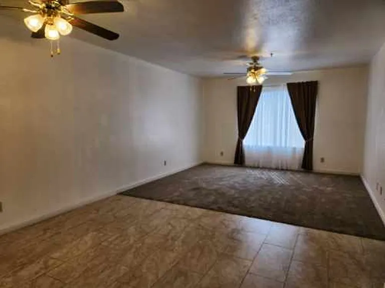 2060 Mesquite Ln #F104 — Photo 3