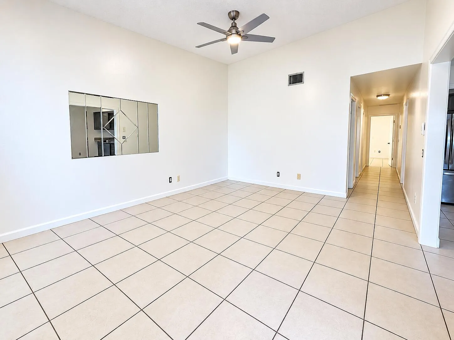 3 bed, 2.0 bath, 1225 sqft, $2,650 — Photo 3