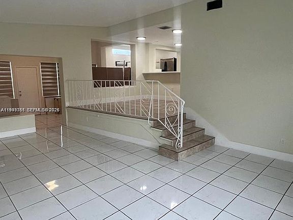 5th image of 1251 Little River Dr