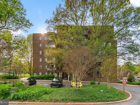 10850 Green Mountain Cir Unit 203, Columbia, MD 21044