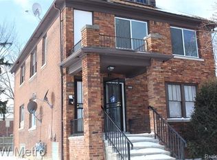 5261 Lakewood St, Detroit, MI 48213