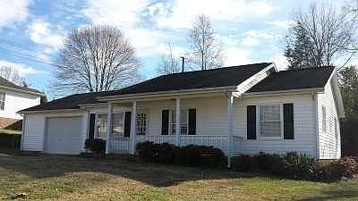 1st image of 2501 E Spencer Ave