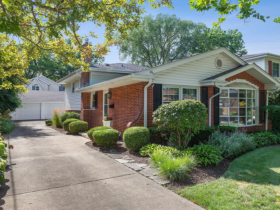 1st image of 24 Poplar Pl