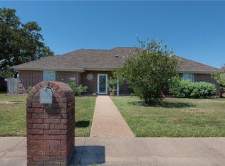 2601 Barak Ln, Bryan, TX 77802