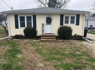 214 Barry St, Hardin, IL 62047