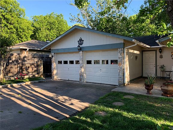 4th image of 4405 E Stassney Ln