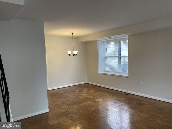 3rd image of 3825 Jay Ave #216