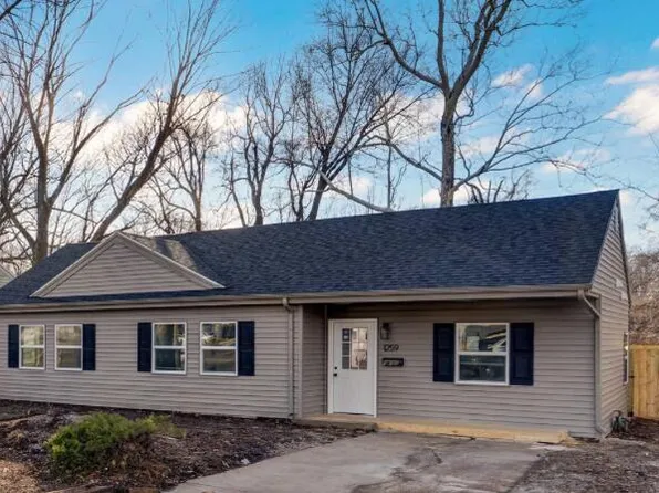 1259 S Willow Lane, Springfield, MO 65804