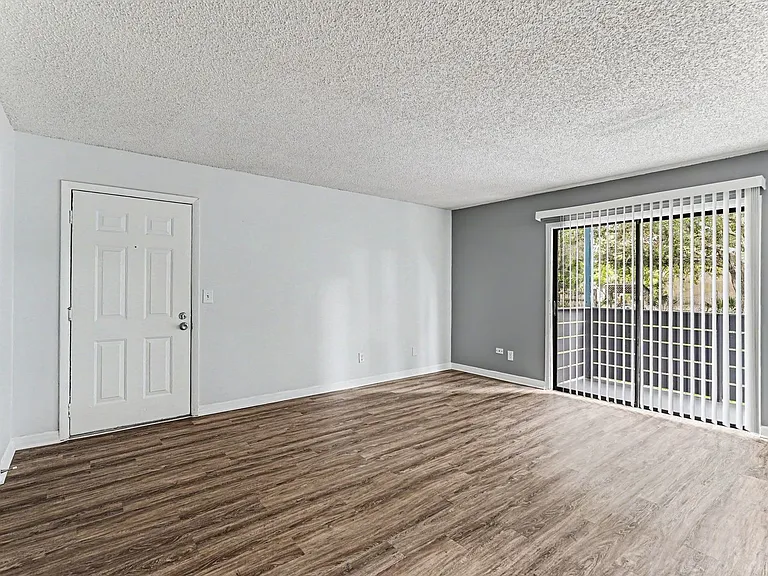 2181 Agora Cir SE — Photo 6