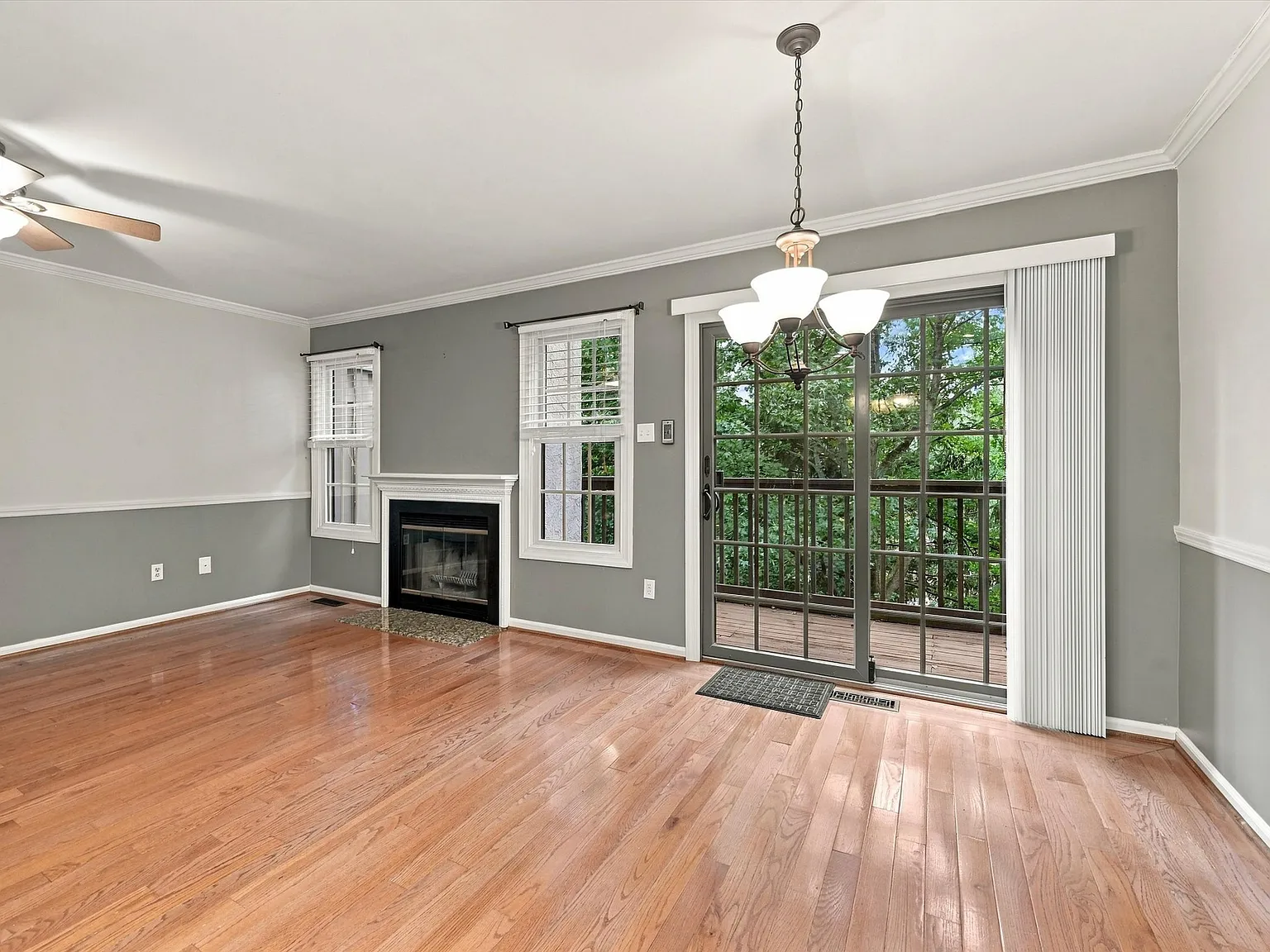 2 bed, 2.5 bath, 1260 sqft, $2,700 — Photo 4