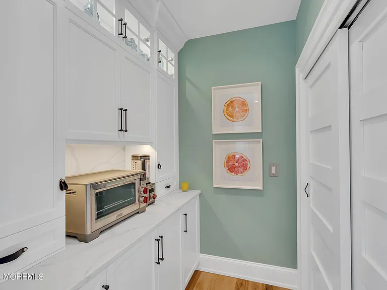 226 Dune Ave — Photo 8