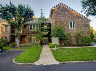 9 Tulip Cres UNIT 904, Little Falls, NJ 07424