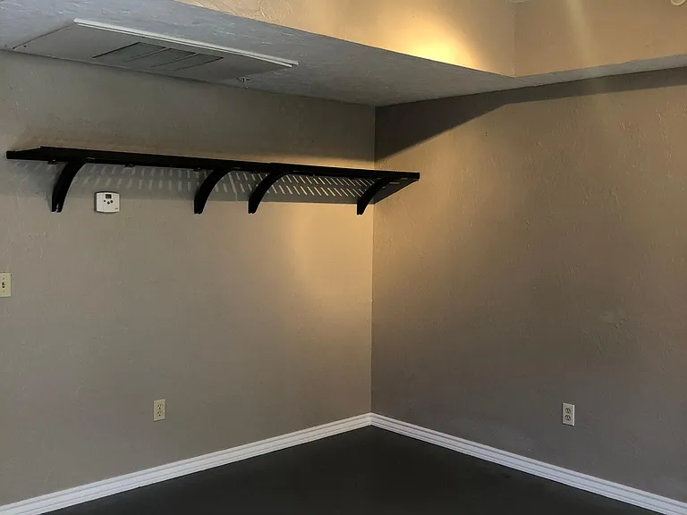213 N Central Ave #103 — Photo 5