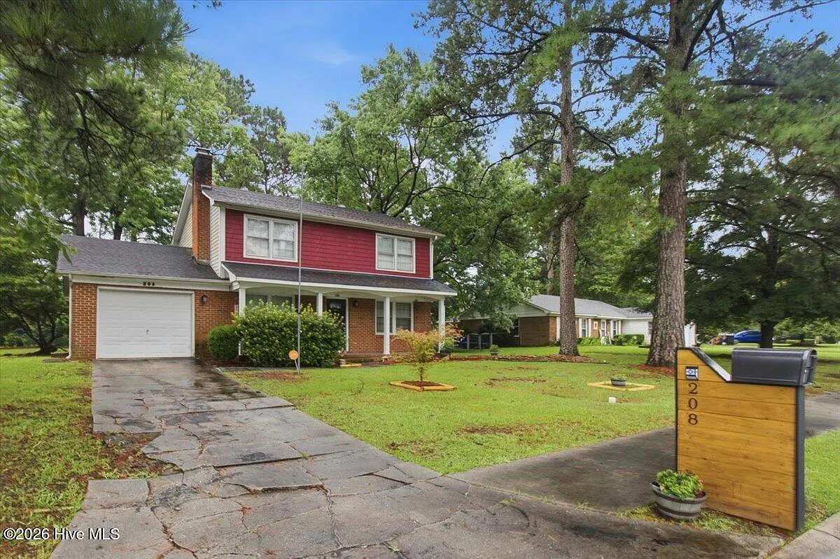 3 bed, 2.5 bath, 1500 sqft, $1,700 — Photo 3