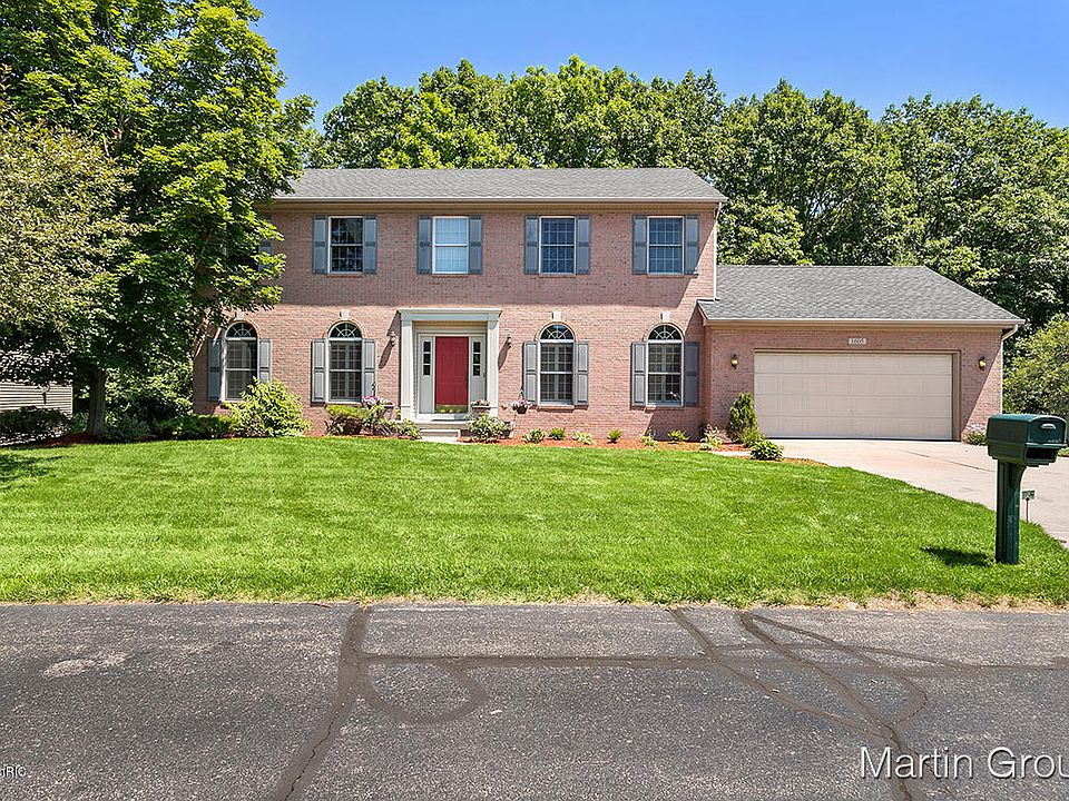 1st image of 1605 Falconcrest Dr NE