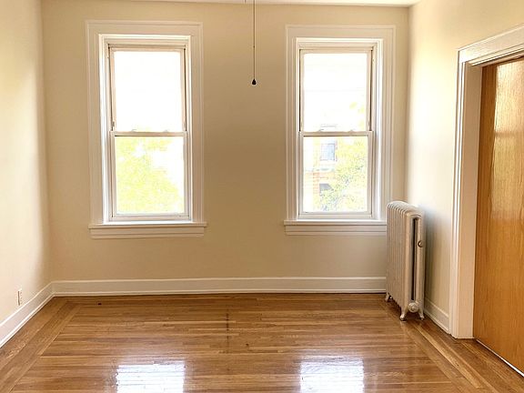 4th image of 30-38 33rd St #3R