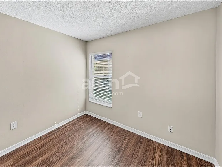 2423 Hybrid Dr — Photo 9