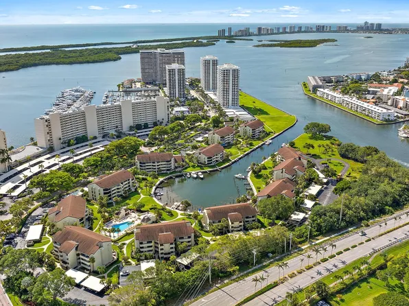 1124 Marine Way W #D2r + Boat Slip 19, North Palm Beach, FL 33408