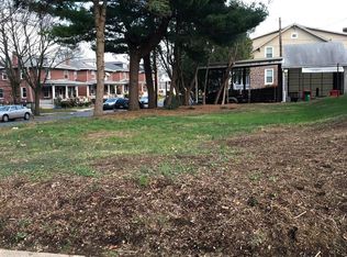 37 N Sterley St, Shillington, PA 19607