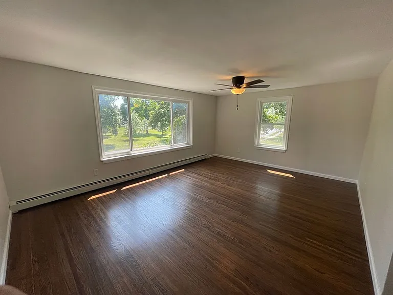 1354 Amherst St #2 — Photo 8