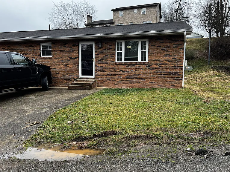 102 Brohard Dr — Photo 14