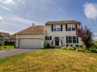 1503 Maywood Ln, Pottstown, PA 19464