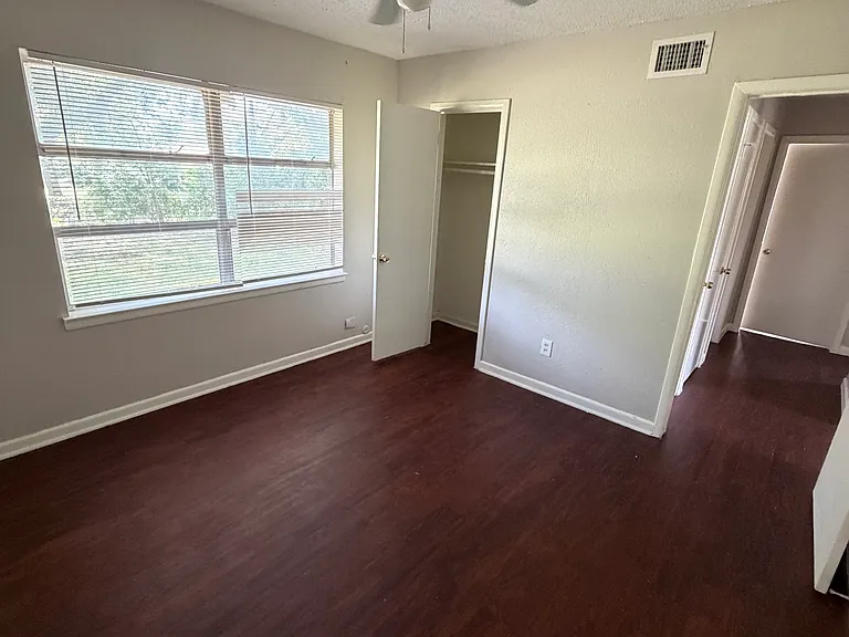 12136 Bellafonte Dr — Photo 9