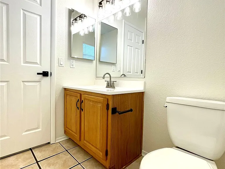 1326 Pine Terrace Ct — Photo 18