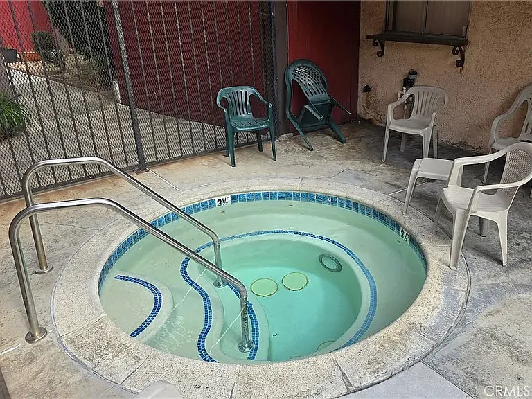 719 N Eucalyptus Ave #26C — Photo 31