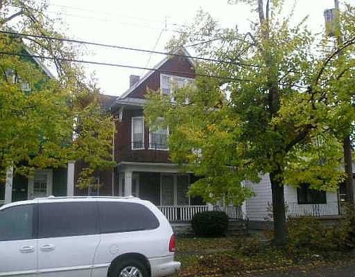 1st image of 214 Sprenger Ave