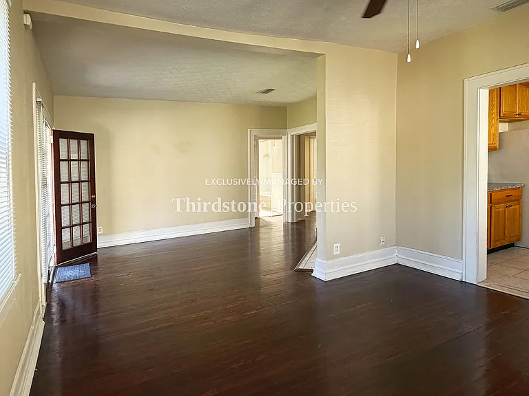 4718 Ramona Blvd — Photo 6