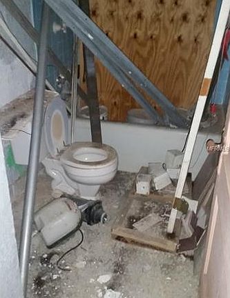 3rd image of 915 E 23rd Ave