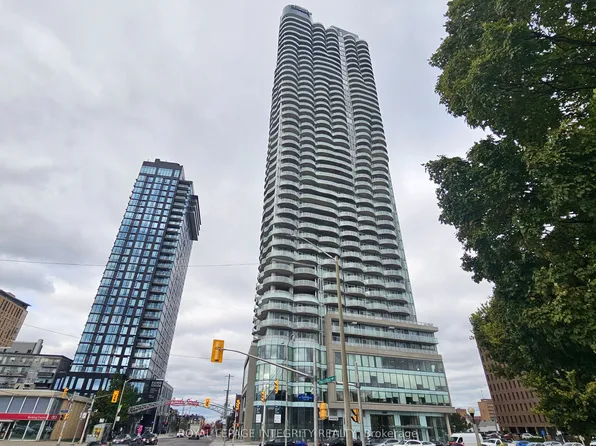 805 Carling Ave, Ottawa, ON