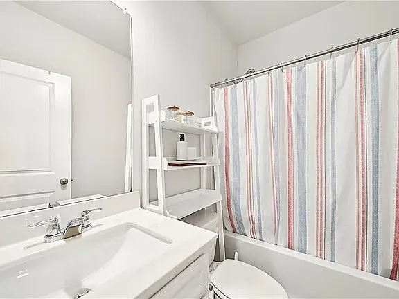7455 Easton Valley Ln — Photo 25