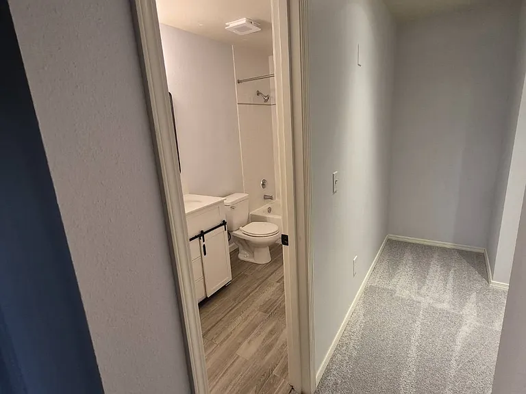 1668 NW White Tail Pl — Photo 13