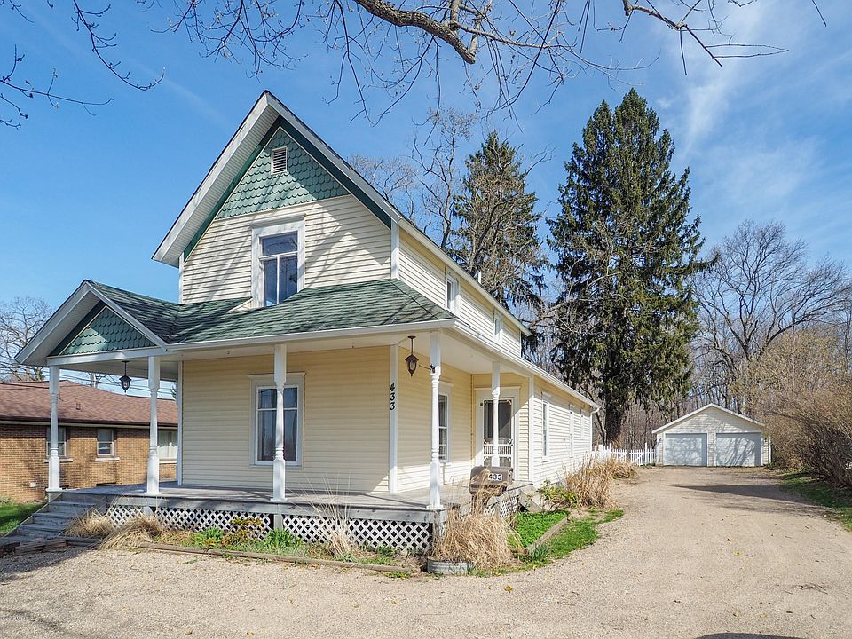 433 Grand St. -101