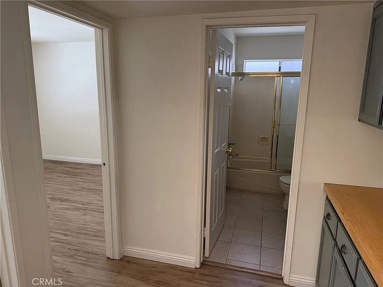 406 E California St #D — Photo 11