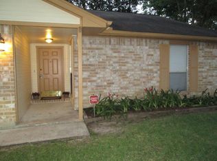 9038 Edenbridge St, Spring, TX 77379