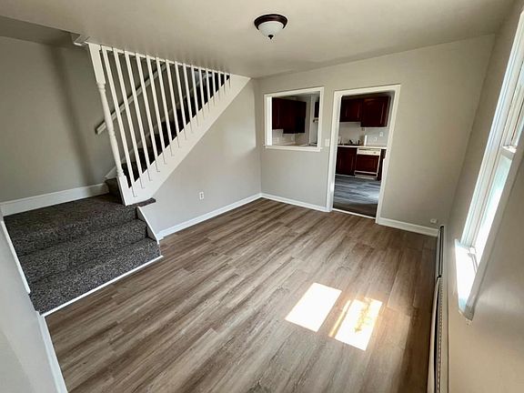 3rd image of 2417 Naamans Creek Rd