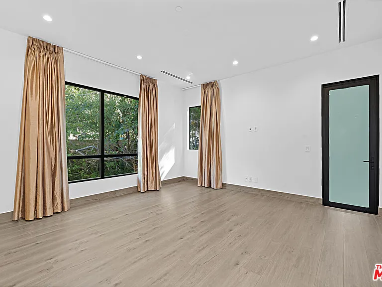 11200 Dona Lola Dr — Photo 32